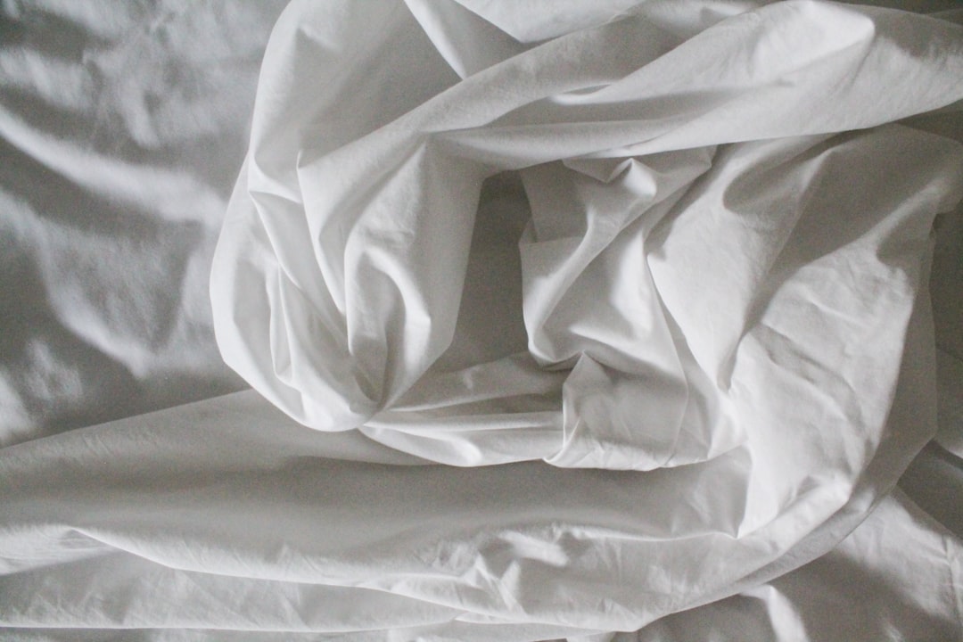 Best Waterproof Mattress Cover King Size: Buyer’s Guide